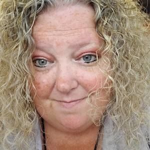 Meet your Posher, Lindi